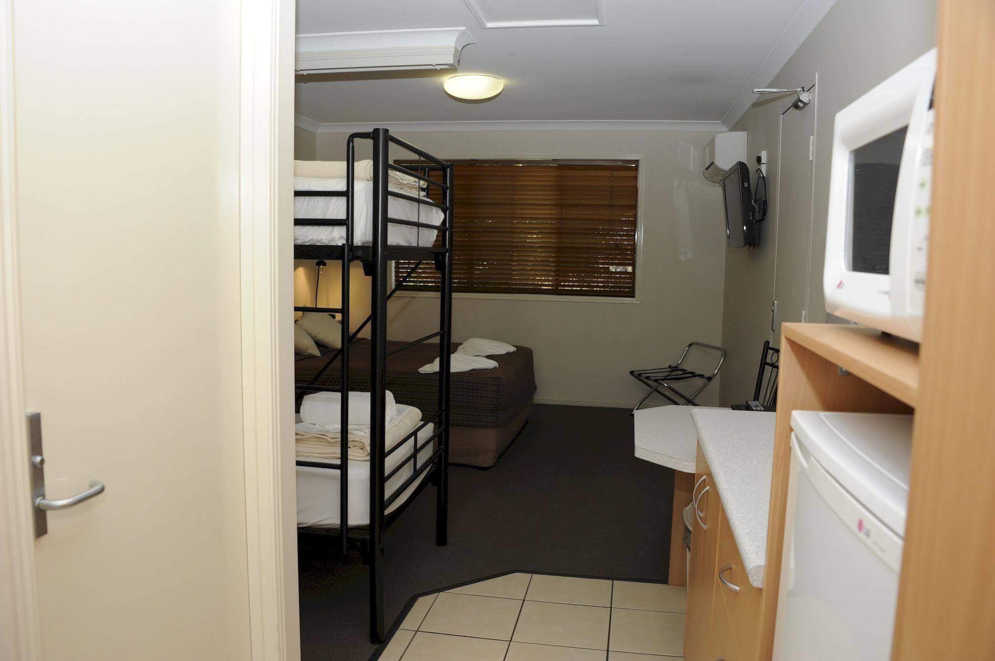 Sun Valley Motel 4*